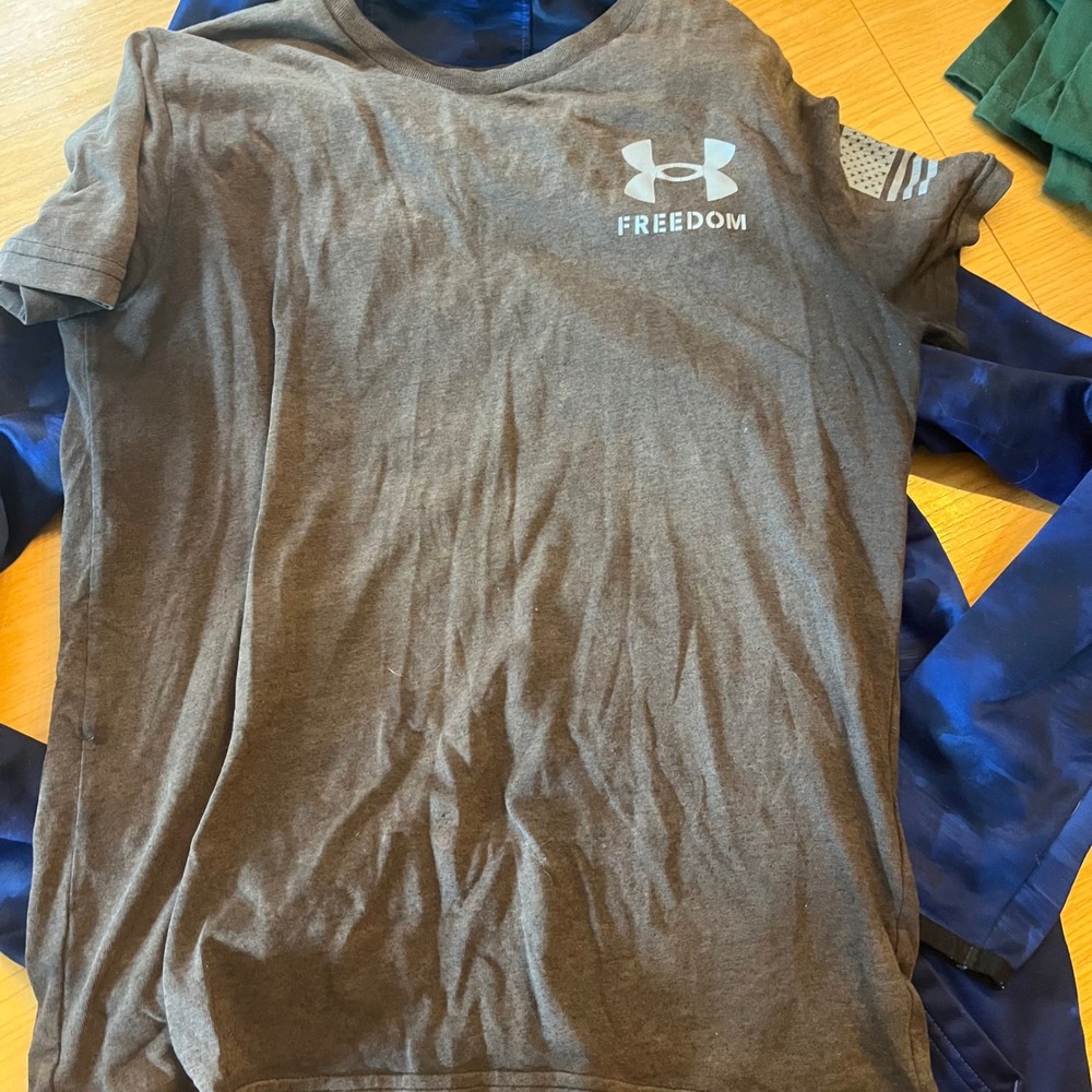 Boys Under Armour UA Lot Hoodie Sweatshirt & T-Shirt Youth Medium - Picture 2 of 7